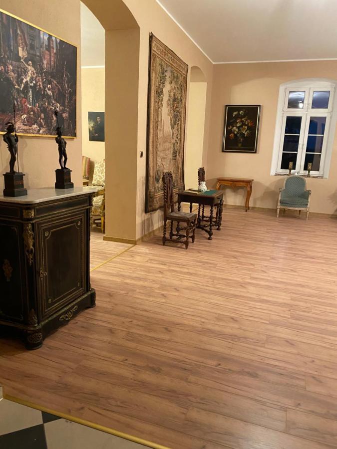 Palac Osowo Gostynskie Extérieur photo